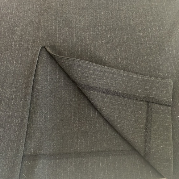 Club Monaco pinstriped pencil skirt - Picture 3 of 9